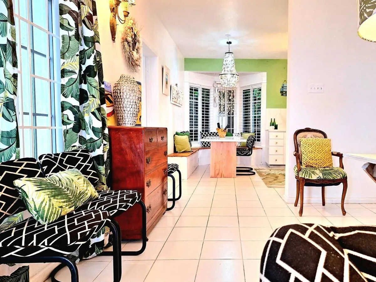Oceanview! Walk To Town And Beach-Payment Required To Reserve Ocho Rios 0*,